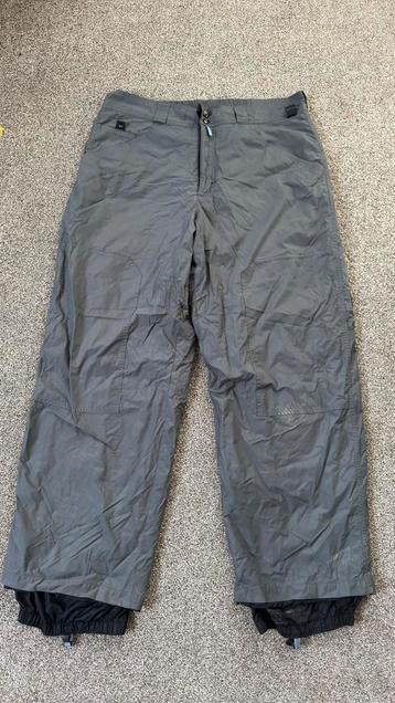 Nike ACG Snowboardbroek Maat L - Goede Staat beschikbaar voor biedingen