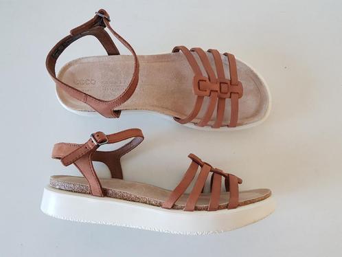 Ecco maat 37 mooie cognac bruine leren sandalen lage hakken, Kleding | Dames, Schoenen, Zo goed als nieuw, Sandalen of Muiltjes