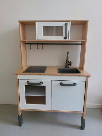 IKEA speelkeukentje beschikbaar voor biedingen