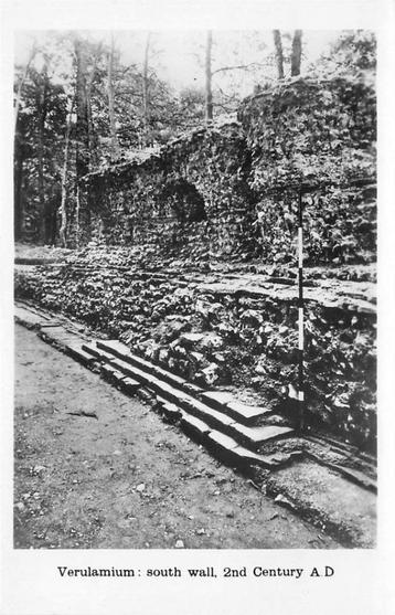 (381-164-015) Verulamium South Wall beschikbaar voor biedingen