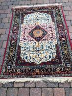 Tapijt, Huis en Inrichting, Stoffering | Tapijten en Kleden, Gebruikt, Perzisch, Ophalen of Verzenden, 150 tot 200 cm
