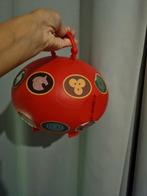 Miraculous box with 10 kwamis, Ophalen