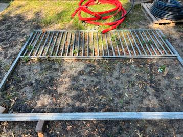 Scheidingswand paardenstal 300x225 beschikbaar voor biedingen
