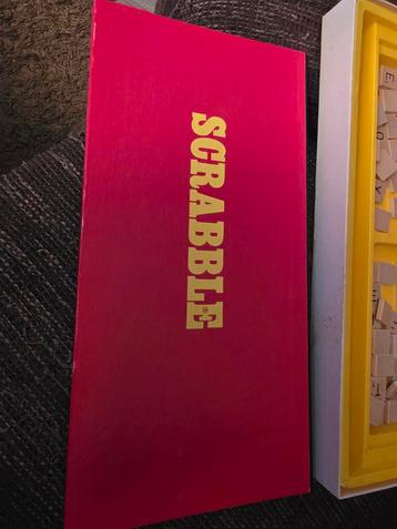 Scrabble Bordspel - Klassieker! beschikbaar voor biedingen
