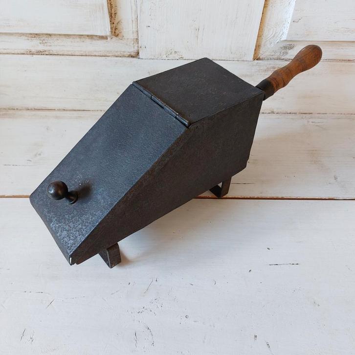 antieke kolenkit klein uniek model €17,50, Antiek en Kunst, Curiosa en Brocante, Ophalen