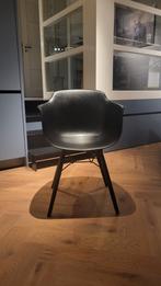 Zwarte design stoel, Huis en Inrichting, Stoelen, Hout, Zwart, Ophalen of Verzenden, Zo goed als nieuw