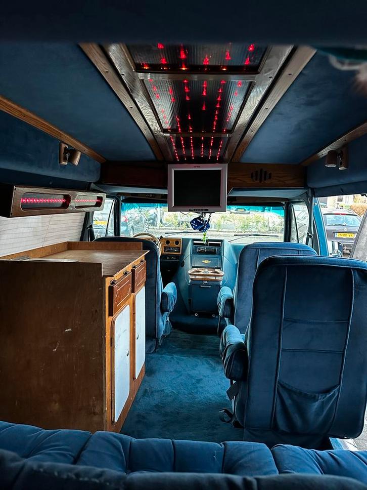 GMC Chevy 1989, Auto's, Bestelauto's, Particulier, Chevrolet, LPG, Euro 2, Automaat, Geïmporteerd, Blauw, Blauw, Stof, Achterwielaandrijving