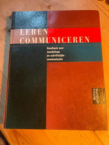 Leren Communiceren - Handboek beschikbaar voor biedingen