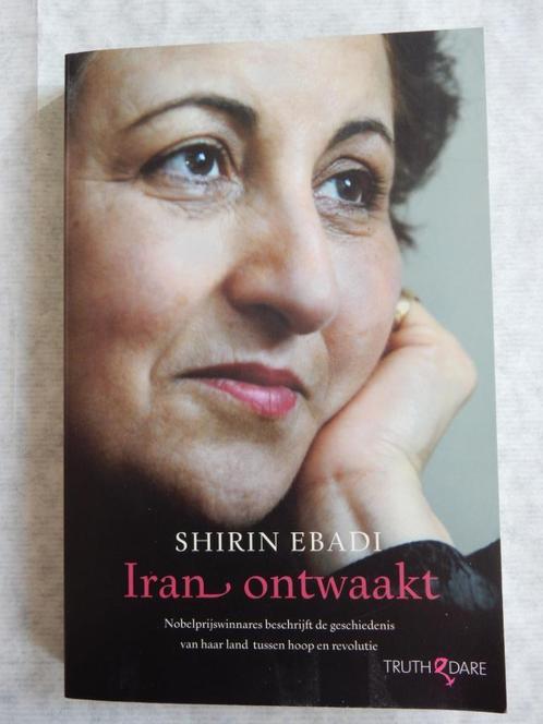 Iran Ontwaakt – Shirin Ebadi , advocaat activist Nobelprijs, Boeken, Biografieën, Zo goed als nieuw, Politiek, Ophalen of Verzenden