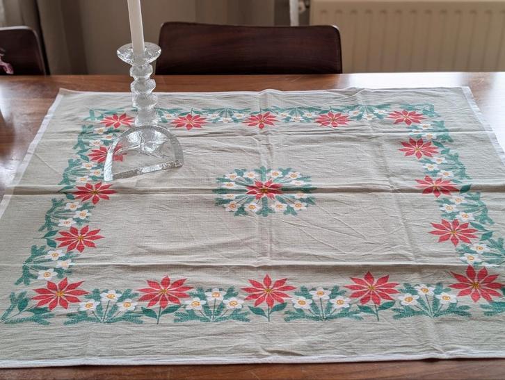 Vintage Zweeds Tafelkleed - Retro Kerst, Huis en Inrichting, Tafelkleden, Zo goed als nieuw, Vierkant, Binnen, Ophalen of Verzenden