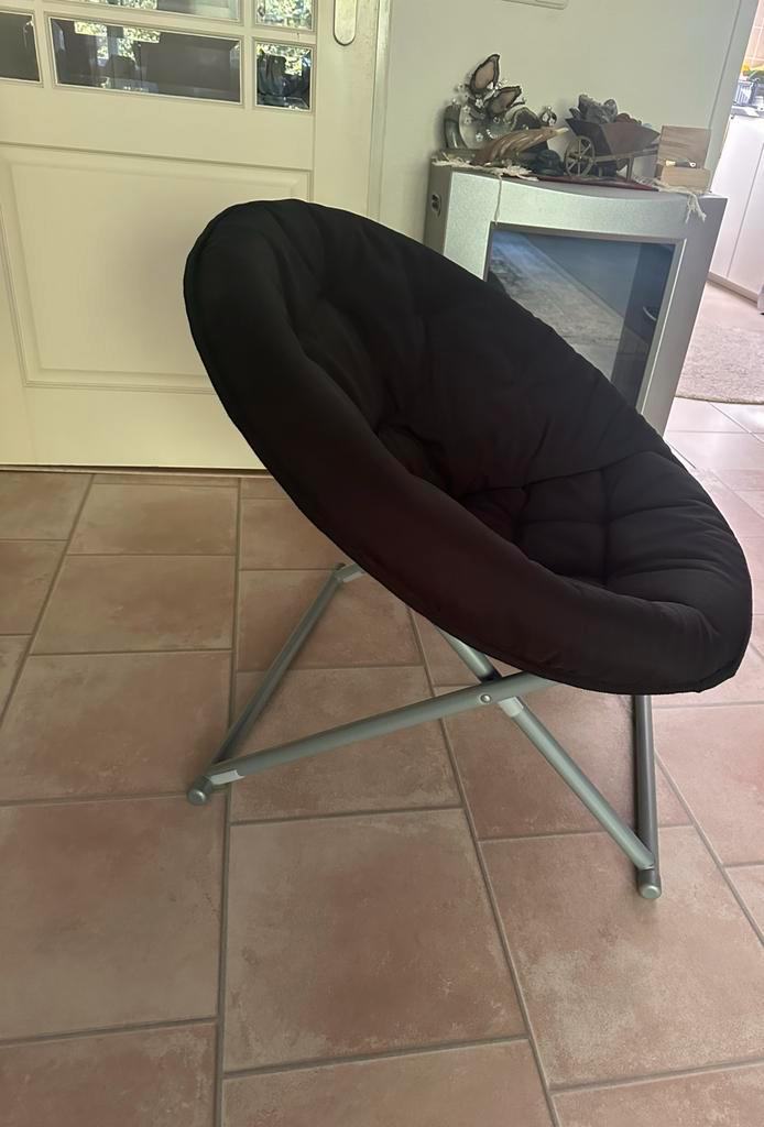 Ikea opklapbaar loungestoel zwart., Tuin en Terras, Tuinstoelen, Zo goed als nieuw, Metaal, Ophalen