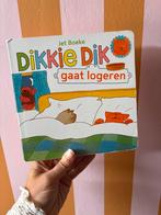 Dikkie Dik gaat logeren - Jet Boeke, Gelezen, Jet Boeke, Ophalen of Verzenden, 2 tot 3 jaar