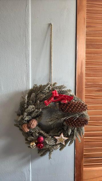 Kerstkrans beschikbaar voor biedingen