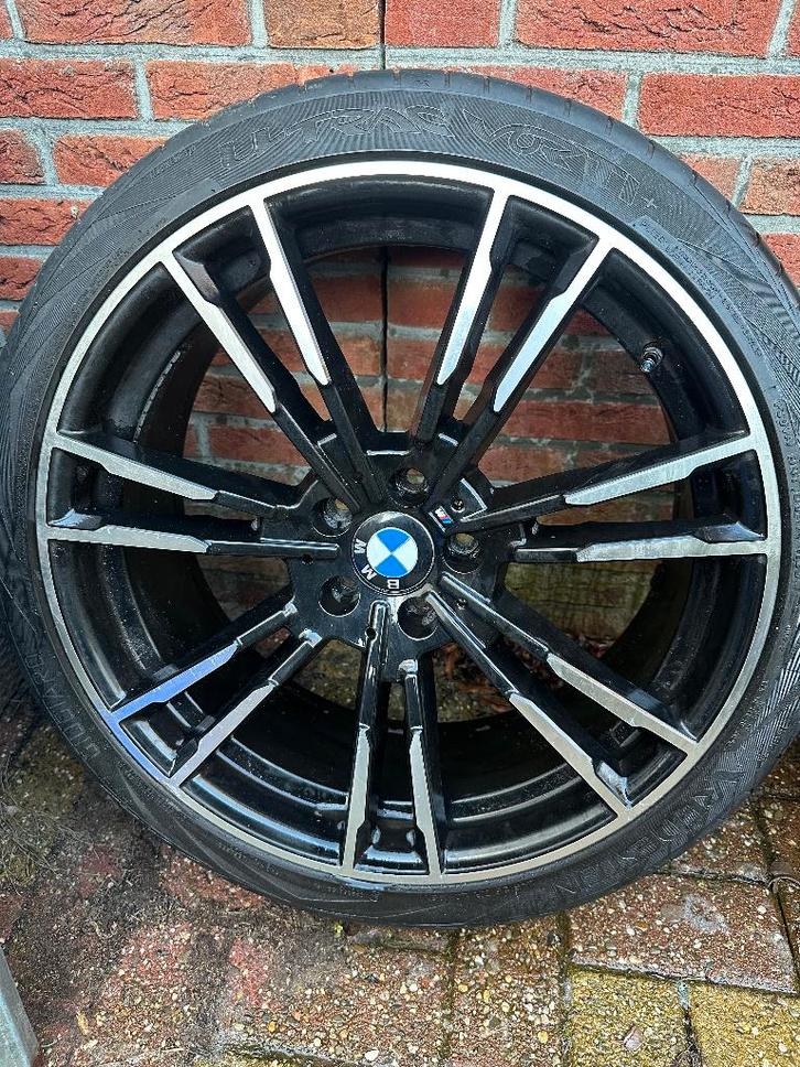 20 inch BMW M5 M8 706 velgen en banden G30 G31, Auto-onderdelen, Banden en Velgen, Velg(en), Zomerbanden, 20 inch, 275 mm, Gebruikt