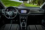 Volkswagen T-Roc 1.5 TSI Style | Navi | Trekhaak | Nap | PDC, Voorwielaandrijving, 4 cilinders, Zwart, Origineel Nederlands