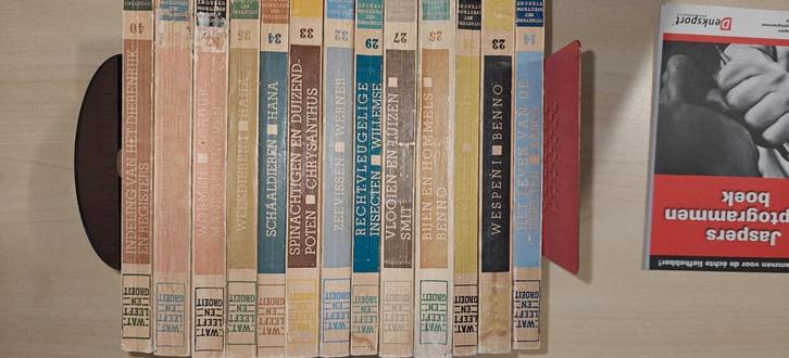 Wat Leeft en Groeit - Natuurboeken Collectie, Boeken, Natuur, Gelezen, Natuur algemeen, Ophalen of Verzenden