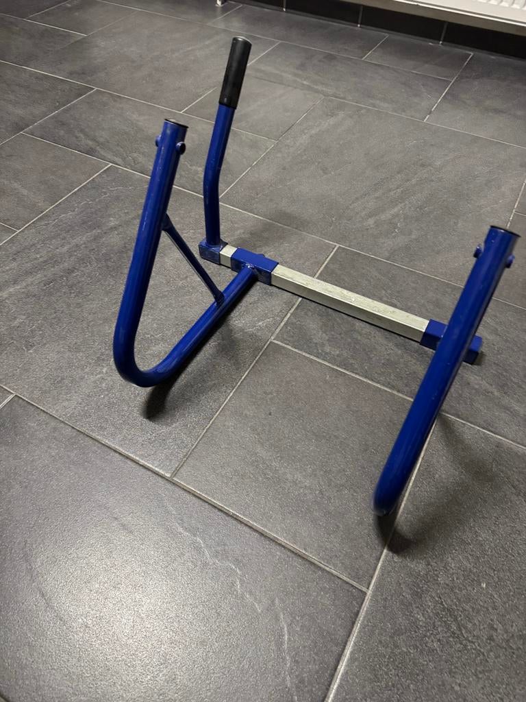 Motorbok voor motoronderhoud, Ophalen, Gebruikt