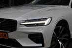 Volvo V60 2.0 B4 Plus Dark | Schuif-/ kanteldak| 360* Camera, Auto's, 12 maanden, Stof, 4 cilinders, 1634 kg