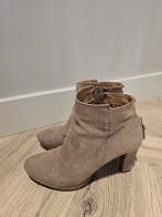 Sacha beige leren enkellaarsjes in maat 39 hakken, Beige, Lage of Enkellaarzen, Ophalen of Verzenden, Sacha