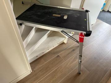 Hailo trapplatform beschikbaar voor biedingen
