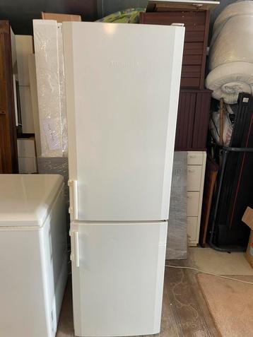 Te koop Prachtige LIEBHERR COMFORT  NoFrost koelkast beschikbaar voor biedingen