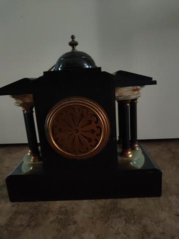 Antieke Pendule Klok beschikbaar voor biedingen