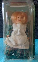 Mooi poppenhuis popje, Ophalen of Verzenden, Zo goed als nieuw