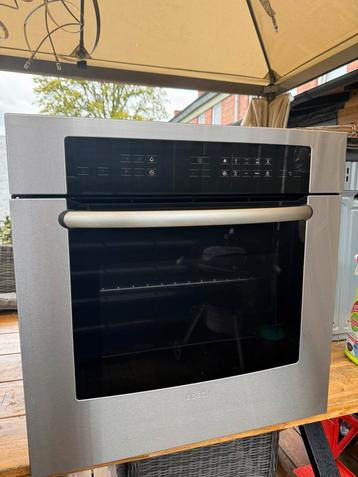 Bosch oven inbouw 60x60 luxe uitvoering beschikbaar voor biedingen