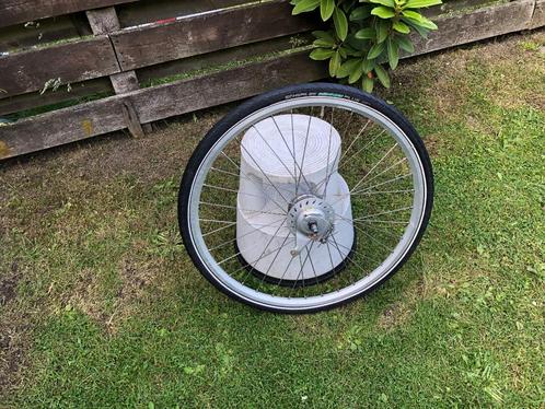 :Achterwiel 28 inch 8 NEXUS versnellingen rollerbrake, Fietsen en Brommers, Fietsonderdelen, Gebruikt, Algemeen, Wiel, Ophalen of Verzenden