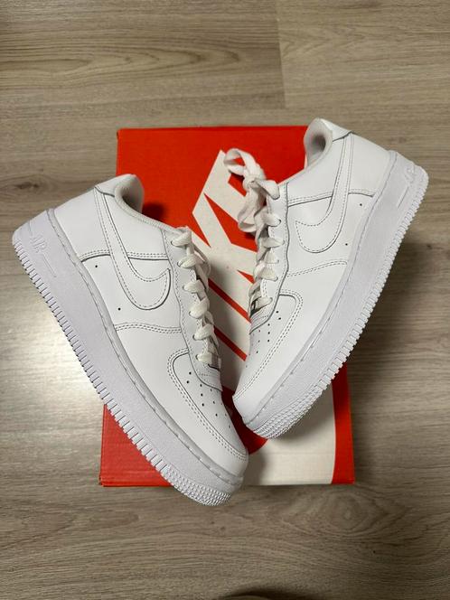 Nike Air Force 1 Wit 38 5 38.5 GS geen og doos Schoenen