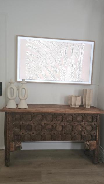 Dressoir side table oosters India bewerkt  beschikbaar voor biedingen