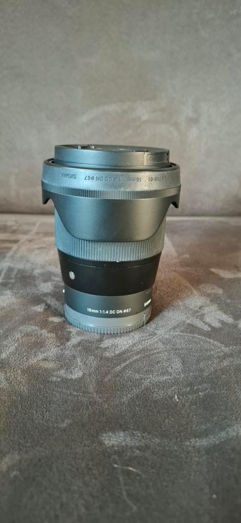 Sigma 16mm / f 1.4 DC DN C SO, Audio, Tv en Foto, Fotografie | Lenzen en Objectieven, Zo goed als nieuw, Groothoeklens, Ophalen