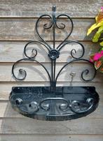 Leuk smeedijzer plantenrekje / wandhanger, Ophalen of Verzenden, Gebruikt