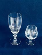 2x Glas € 12,50  p/s samen € 20 Balusterstam Olijfslijpsel, Antiek en Kunst, Antiek | Glas en Kristal, Ophalen