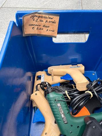 Diverse Lijmpistolen nu €2,50 per stuk beschikbaar voor biedingen