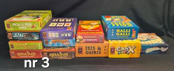 12 stuks diverse 999 kaartspellen ---> check de lijst nr 3 beschikbaar voor biedingen