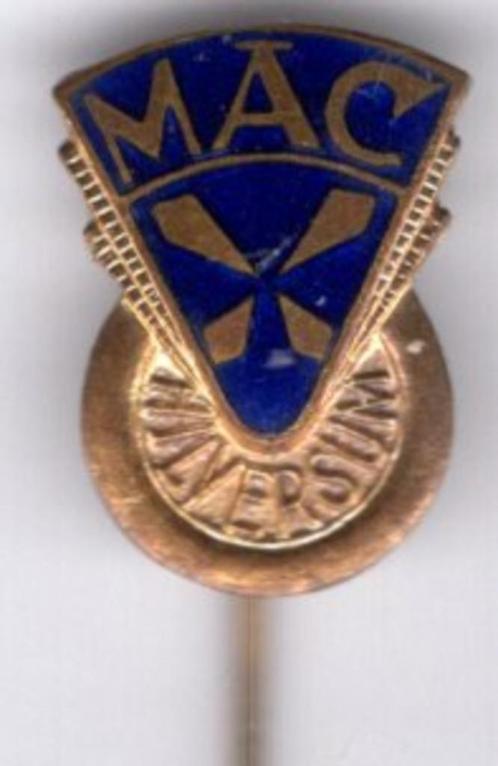 MAC Hilversum blauw email op koper speldje ( T_043 ), Verzamelen, Speldjes, Pins en Buttons, Zo goed als nieuw, Speldje of Pin