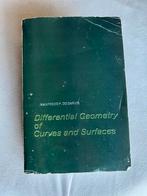 Differential Geometry of Curves and Surfaces Manfredo 1976, Boeken, Techniek, Gelezen, Geotechniek, Ophalen of Verzenden