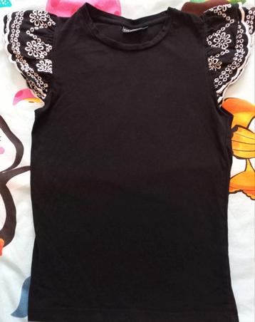 Zwart shirtje met leuke mouwtjes - Maat S beschikbaar voor biedingen