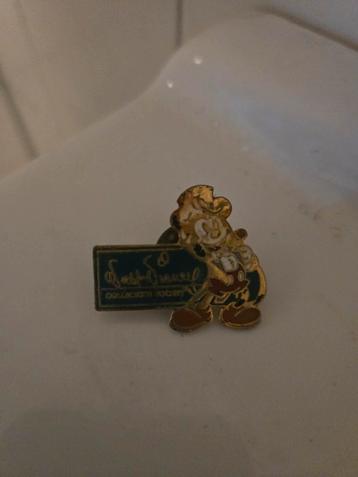 Vintage Mickey Mouse Pin - Verzamelobject beschikbaar voor biedingen