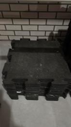 Rubberen puzeltegels, Ophalen