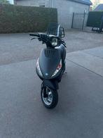 Hele nette zip 125cc 4T Leader (Brom), Ophalen, Zo goed als nieuw, Benzine, Zip