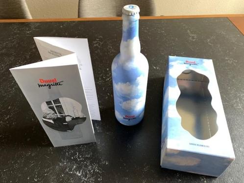 LEGE Duvel fles Magritte, Verzamelen, Biermerken, Flesje(s), Duvel, Ophalen of Verzenden