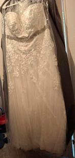 Trouwjurk met sluier, Ophalen of Verzenden, Zo goed als nieuw, Wit, Trouwjurk