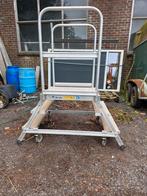 zie foto's magazijn trap met plateau, Doe-het-zelf en Verbouw, Ladders en Trappen, Ophalen, Zo goed als nieuw, Trap, Minder dan 2 meter
