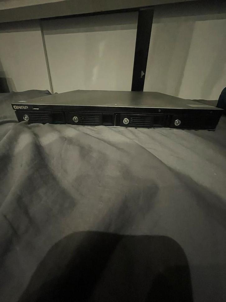 4 bay QNAP TS-469U-RP NAS Server, Computers en Software, NAS, Gebruikt, Ophalen of Verzenden