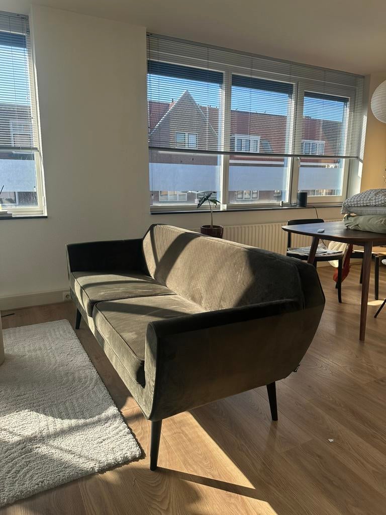 Woood donkergroen bankje, Huis en Inrichting, Banken | Sofa's en Chaises Longues, Tweepersoons, 150 tot 200 cm, 75 tot 100 cm