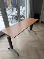 Compact Bureau 140x50 - hoogte verstelbaar, Ophalen, In hoogte verstelbaar, Gebruikt, Bureau