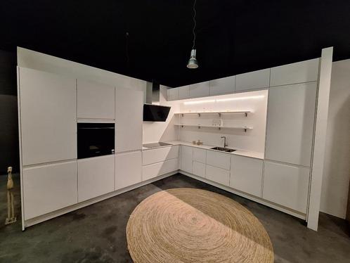 Showroom keuken Compleet met APP De Soft kitchen, Huis en Inrichting, Keuken | Complete keukens, Zo goed als nieuw, Hoekkeuken