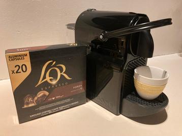 Nespresso apparaat zwart beschikbaar voor biedingen